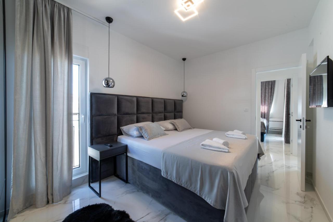Luxury Apartment Vagabundo 2 Free Parking Trogir Ngoại thất bức ảnh
