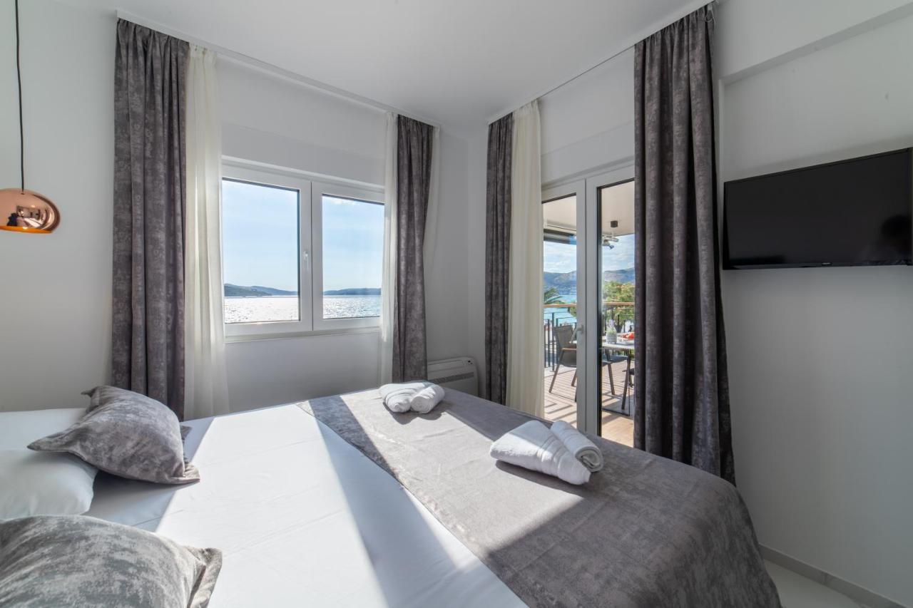 Luxury Apartment Vagabundo 2 Free Parking Trogir Ngoại thất bức ảnh